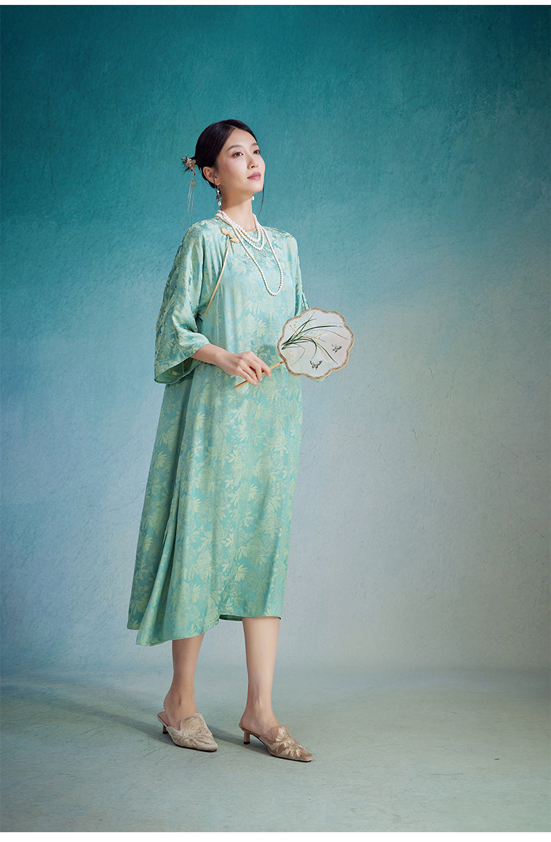 Round_Neck_3_4_Sleeve_Jacquard_Cheongsam_Dress_2