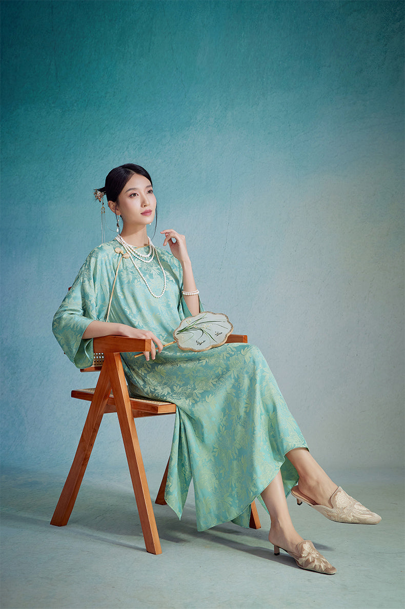 Round_Neck_3_4_Sleeve_Jacquard_Cheongsam_Dress_3