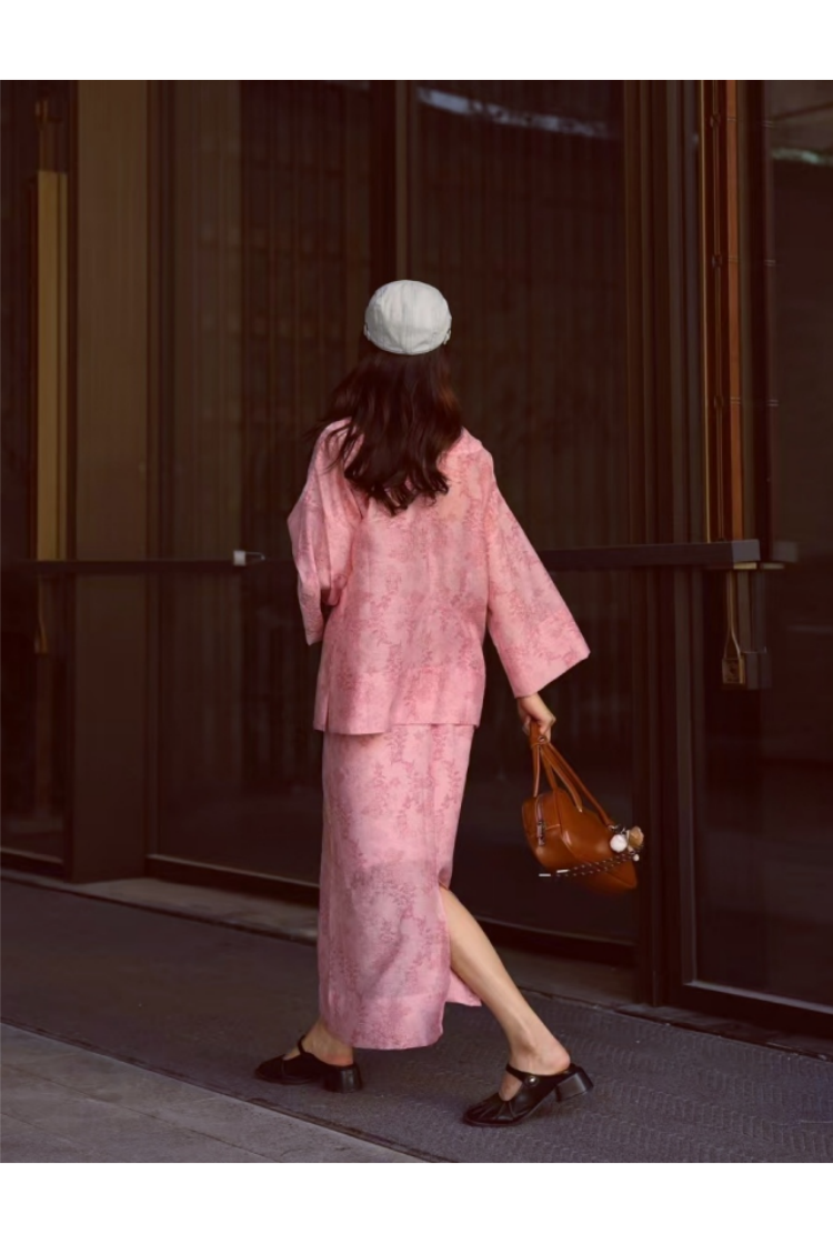 Round_Neck_Side-Panel_Wide-Sleeved_Top_and_Double-Layer_Skirt_Set_8