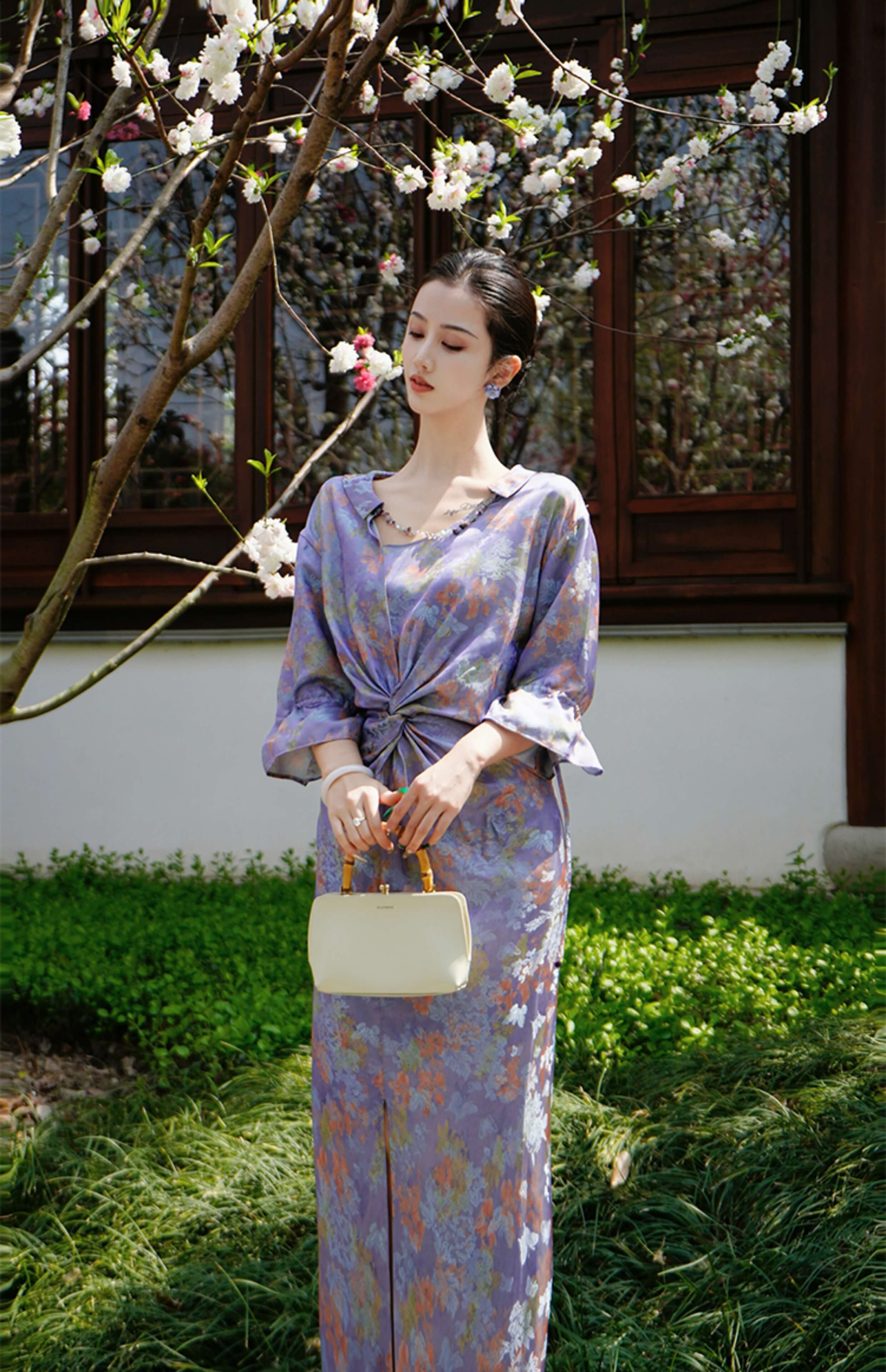 Silk_Embroidered_Twist_Waist-cinching_Maxi_Dress_5